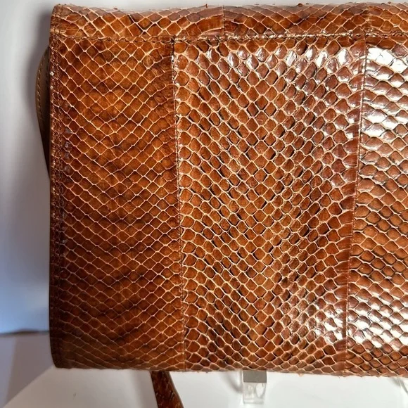 SNAKE SKIN PELLETTERIE ITALY C3 very rare real leather Crossbody clutch Vintage